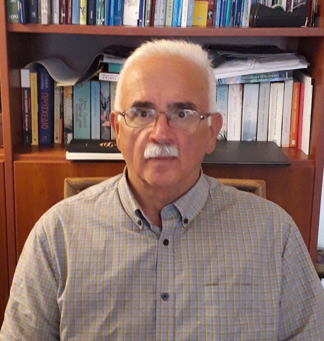 γιάννης βαρδαμπάς