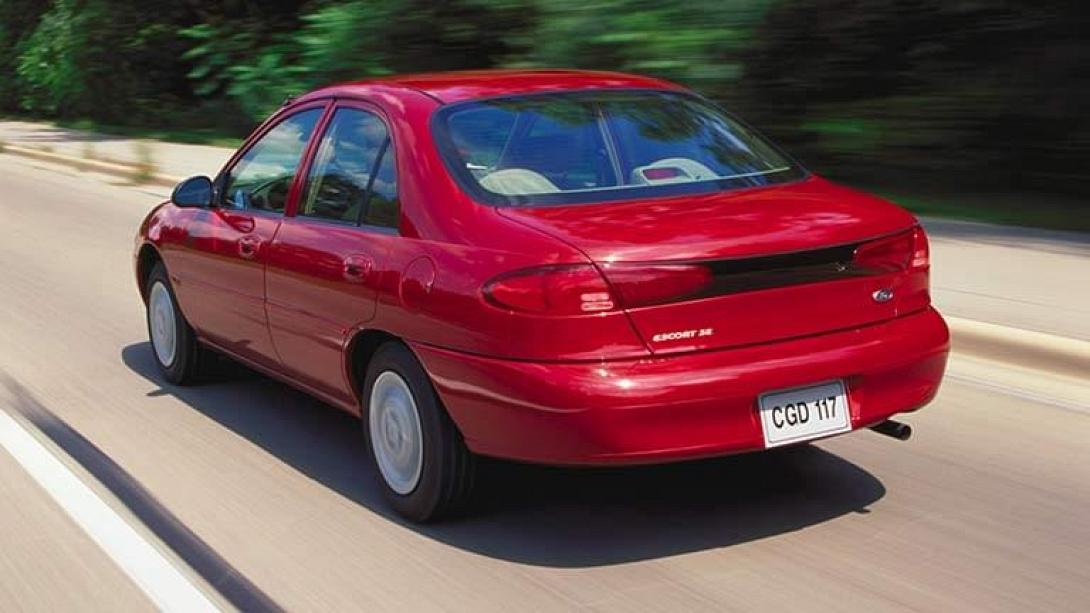 ford-escort-m-02.jpg