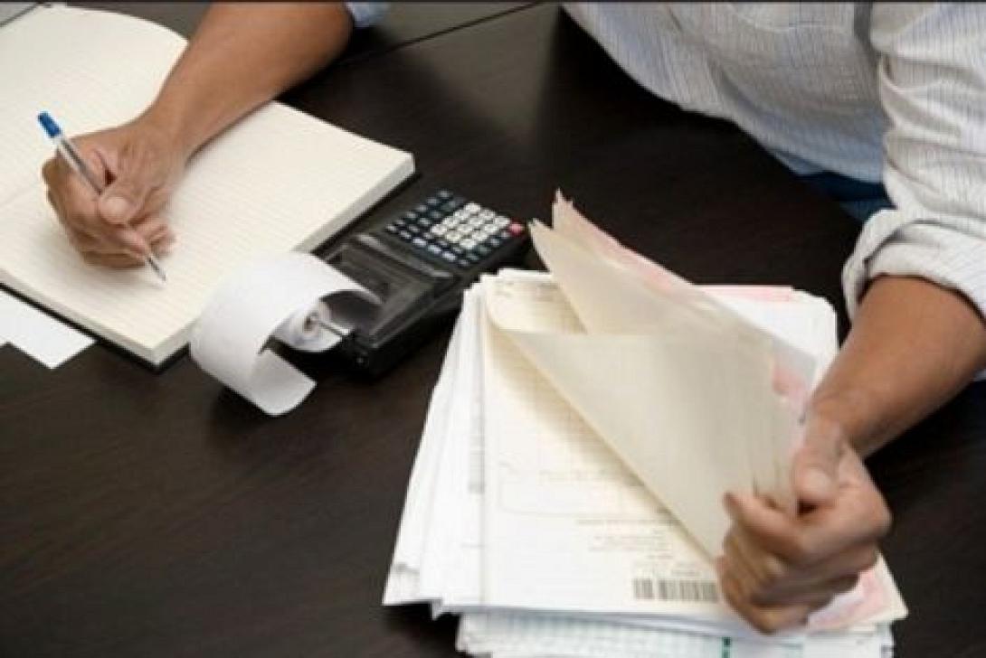 Προσυμπληρωμένες οι φορολογικές δηλώσεις στην... "εφορία του μέλλοντος" 