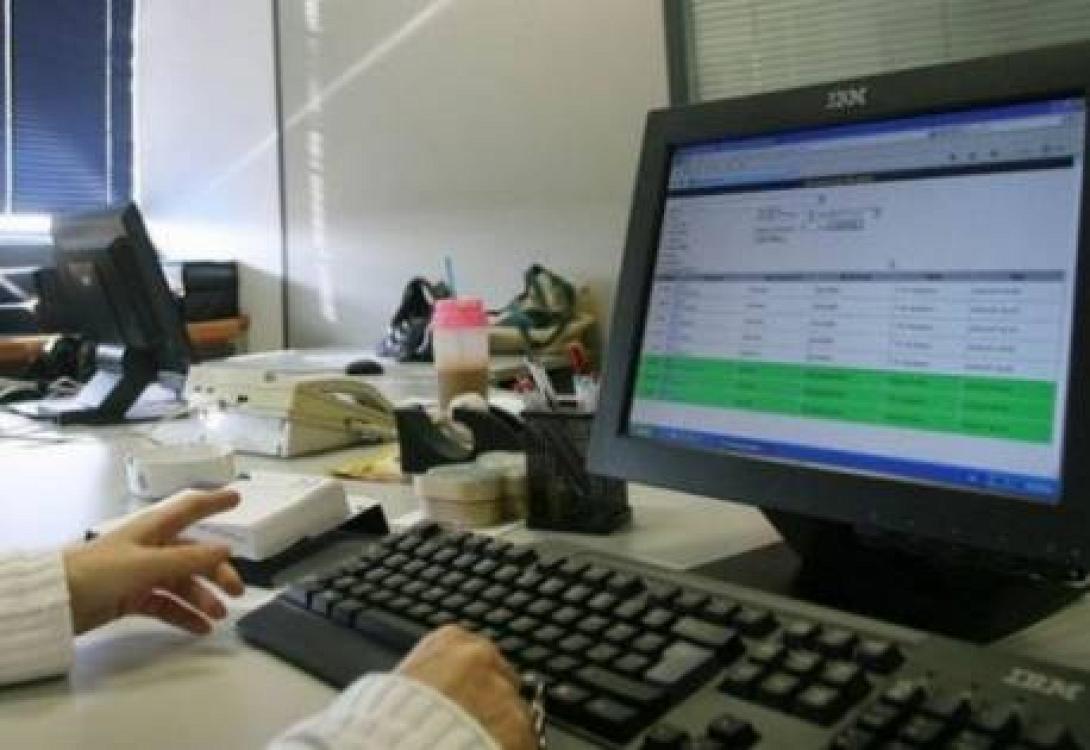 Μπαράζ φορολογικών ελέγχων σε πλούσιους, οφειλέτες και μεγάλες επιχειρήσεις