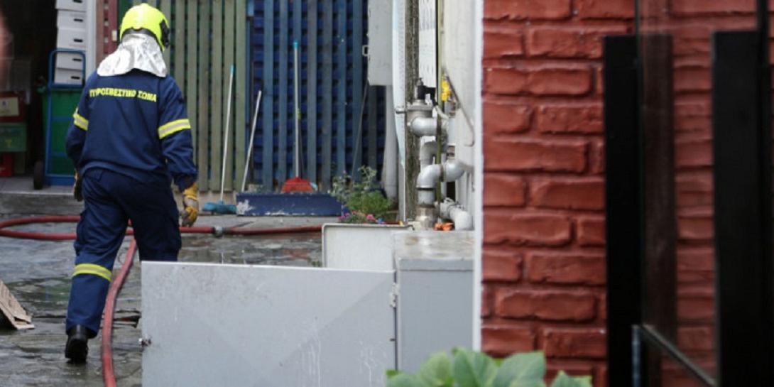 φωτιά πυλωτή