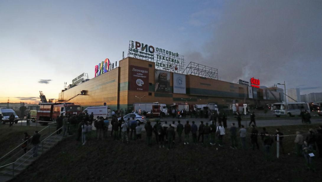 φωτια εμπορικο κεντρο Μόσχα