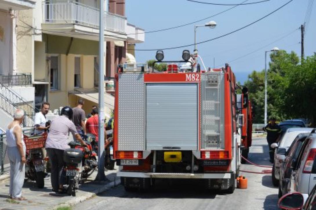 Με εγκαύματα στο πρόσωπο, γυναίκα στα Χανιά από φωτιά στο σπίτι της