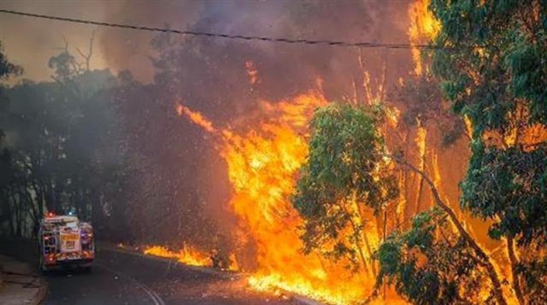 Πυρκαγιές και πυκνοί καπνοί στη Μελβούρνη