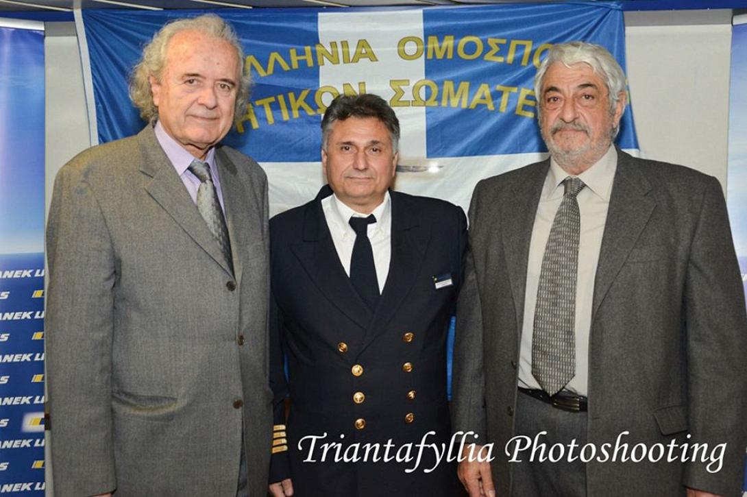 Κρητικό "αντάμωμα" στα πλοία της ΑΝΕΚ !!