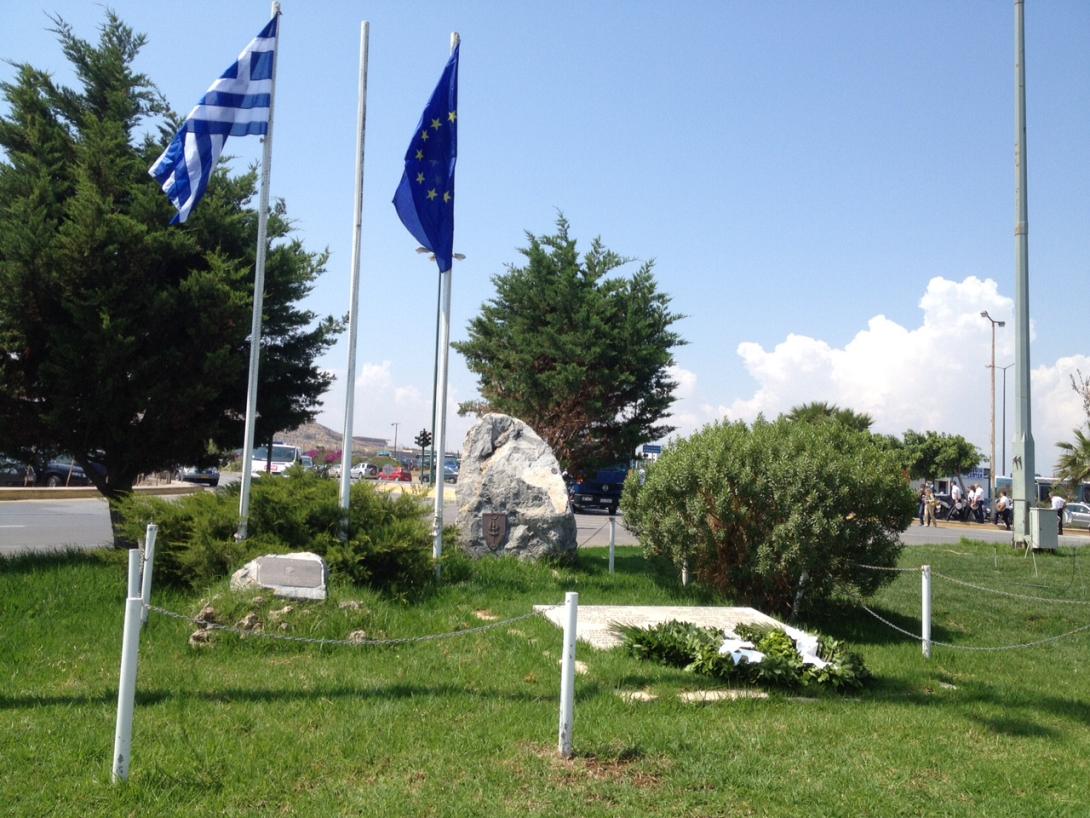 Τίμησαν τους ήρωες του Σαμποτάζ στο αεροδρόμιο του Ηρακλείου