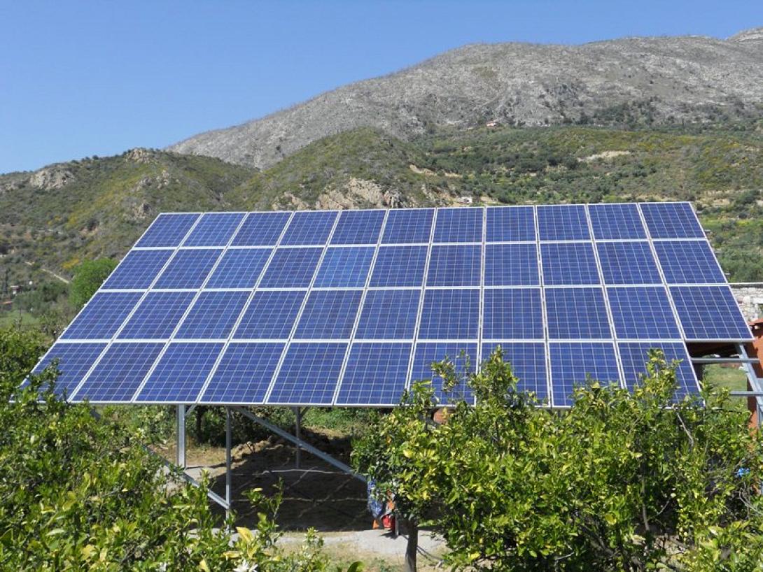 Παρουσιάστηκε η μελέτη για φωτοβολταϊκά και ηλιοθερμικά στην Κρήτη