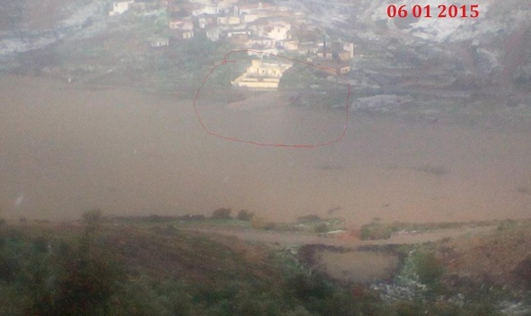 Ανέβηκε επικίνδυνα το νερό στο Φράγμα Αποσελέμη (φωτογραφίες)