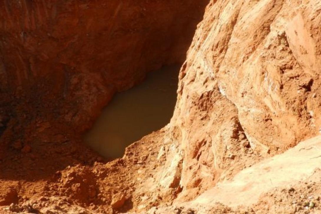 Νεκρός ανασύρθηκε ο 39χρονος εργάτης που καταπλακώθηκε από τόνους χωμάτων