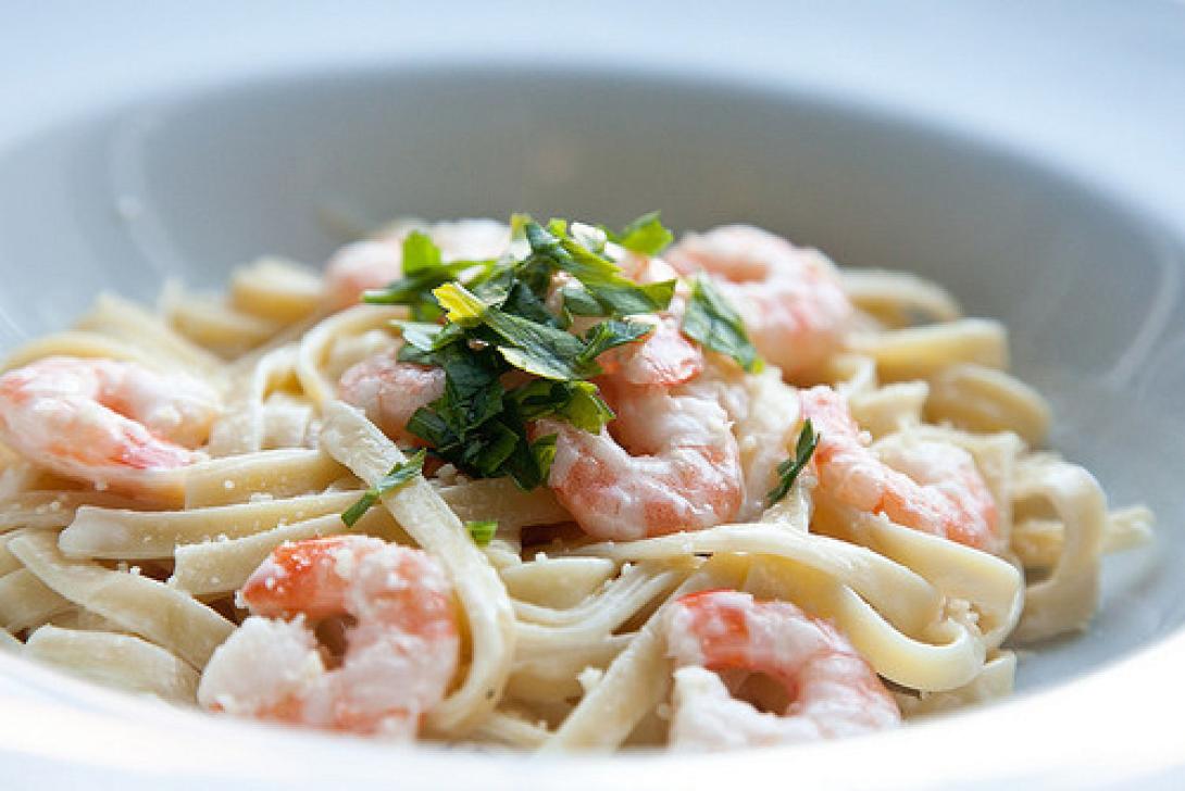 Γαριδομακαρονάδα