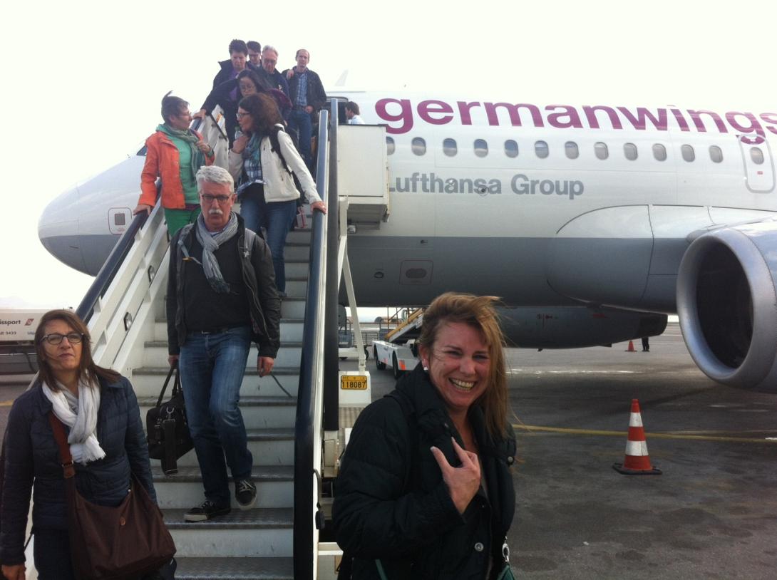 Παραδοσιακό κέρασμα στους πρώτους τουρίστες της φετινής σεζόν!