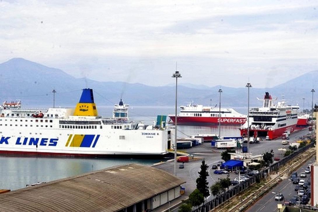 Πλήρωσαν 3.000 ευρώ «το κεφάλι» για να περάσουν από την Πάτρα στην Ιταλία 