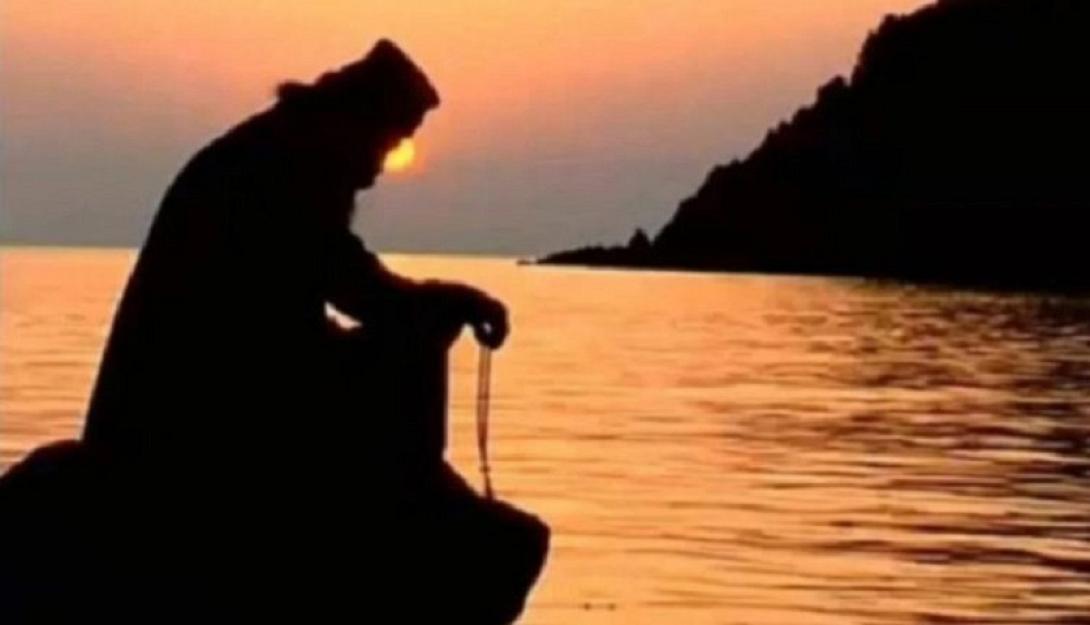 γέροντας μοναχός