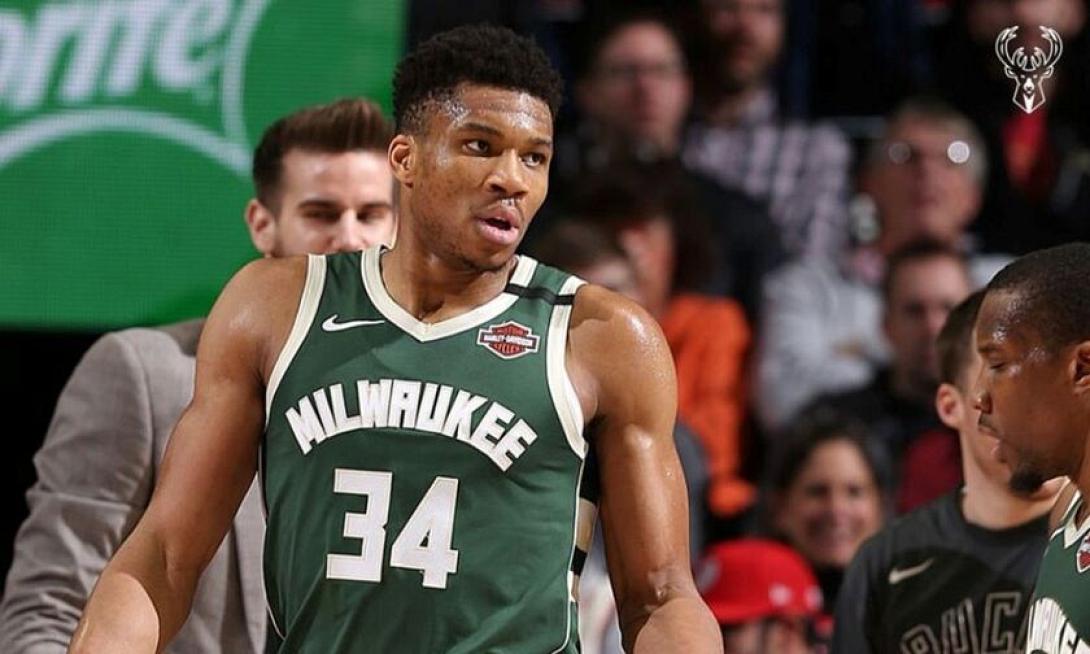 Γιάννης Αντετοκούνμπο .jpg