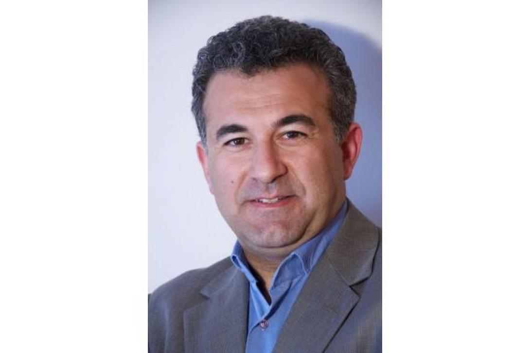 Ο Γιάννης Μήτσιος παρουσιάζει το βιβλίο του στα Χανιά