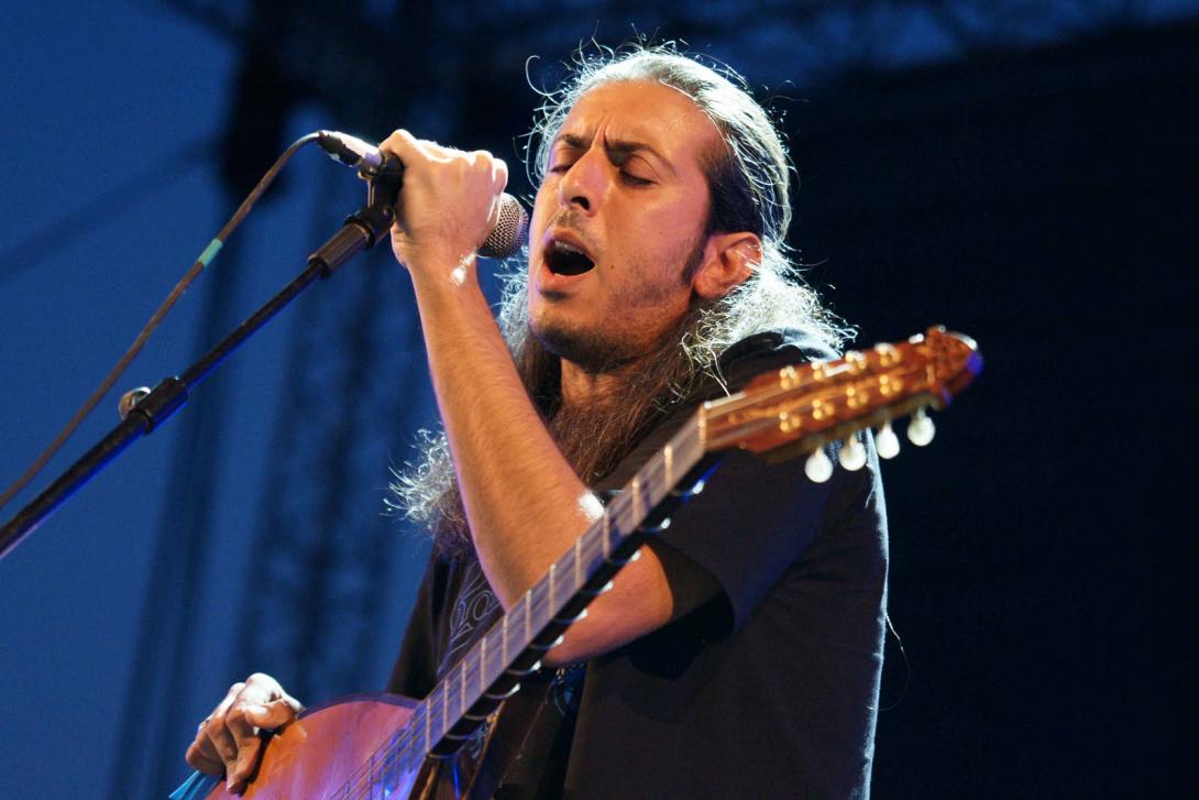 Μια μοναδική συναυλία με τον Γιάννη Χαρούλη στο Αρκαλοχώρι