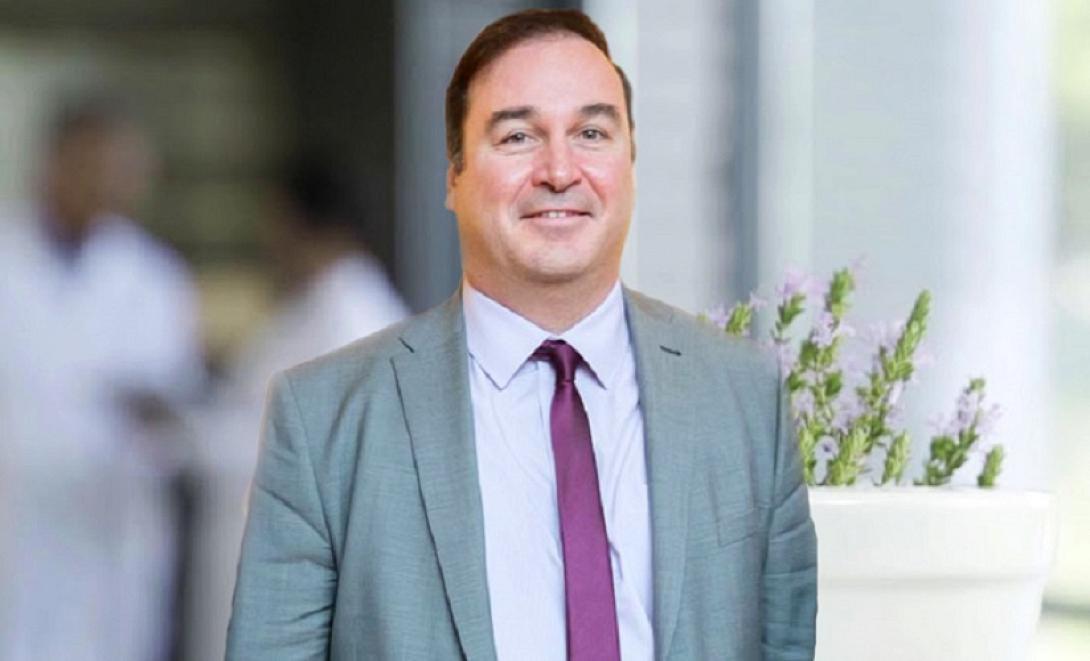 Ο καθηγητής, Γιώργος Σουρβίνος