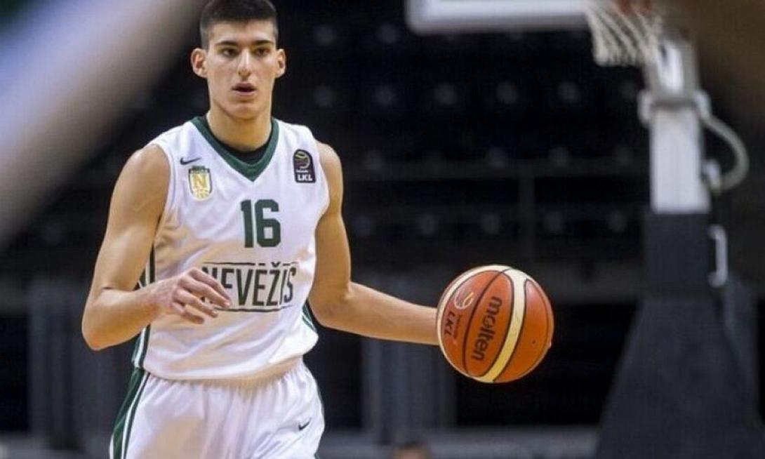 Γιώργος Καλαϊτζάκης