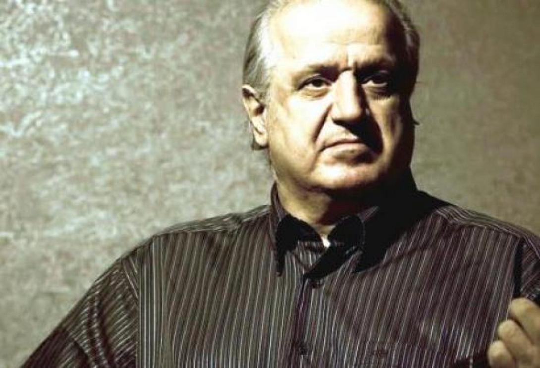 Με ρεμπέτικα τραγούδια, είπαν το τελευταίο "αντίο" στον Μπάμπη Γκολέ (βίντεο)