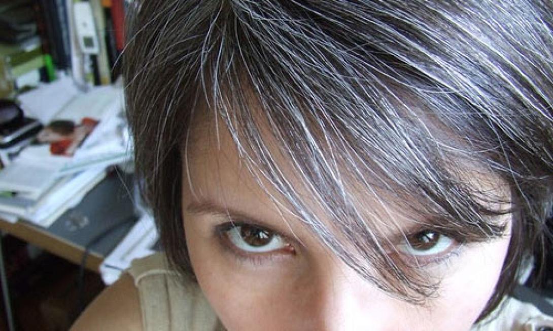 Πείτε αντίο στα γκρίζα μαλλιά ...φυσικά!