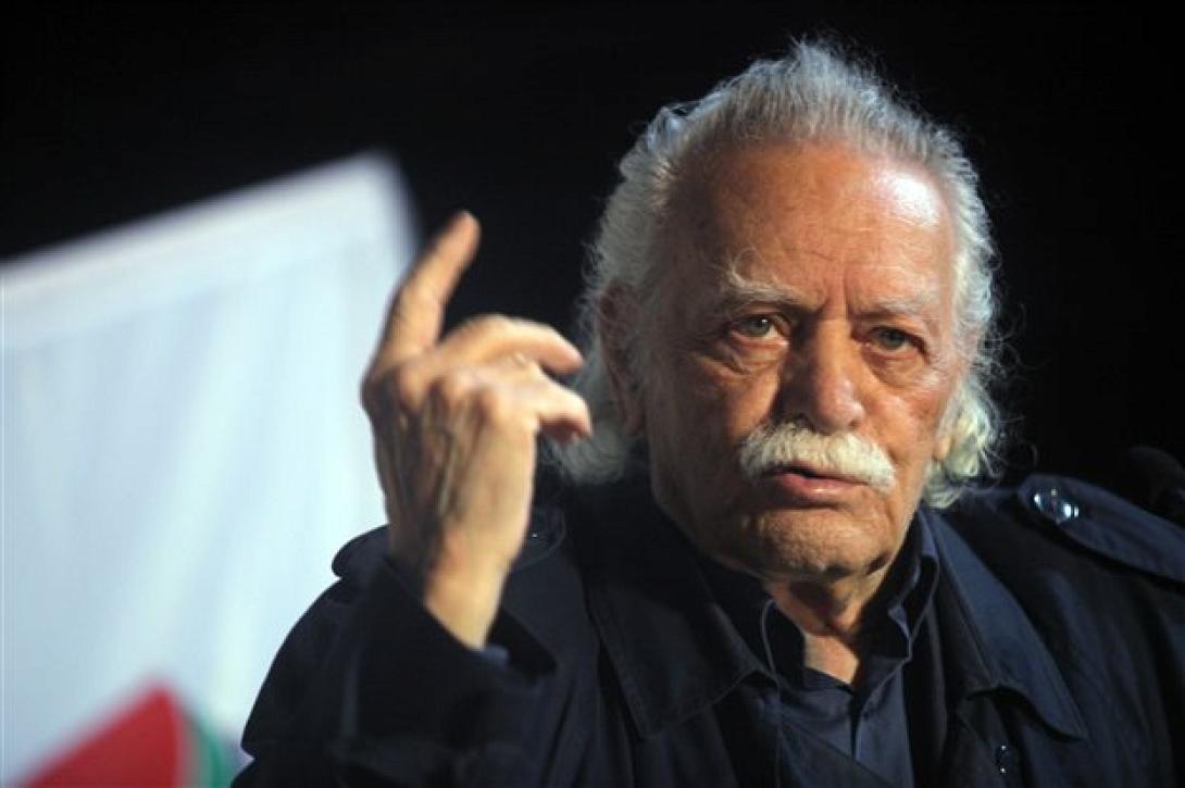 "Ο αντίπαλος του Χίτλερ στο ευρωκοινοβούλιο" γράφουν για τον Γλέζο οι Αυστριακοί