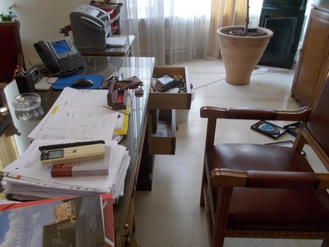 Θρασύτατη διάρρηξη στο γραφείο του δημάρχου Ηρακλείου!
