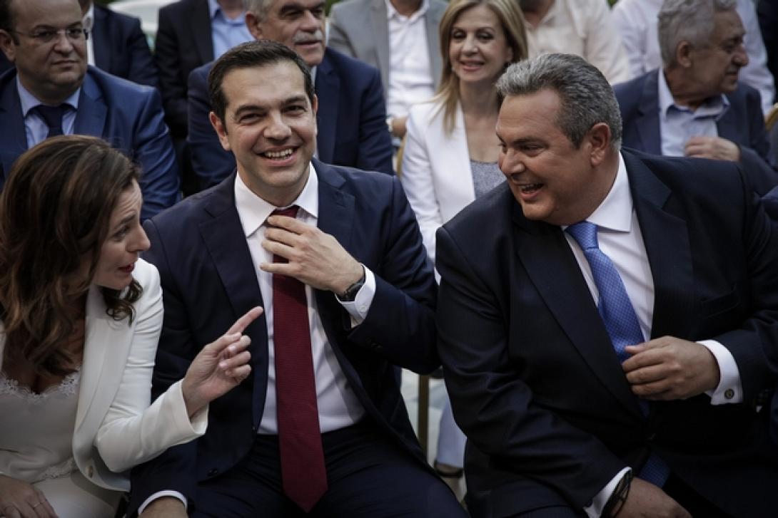 τσίπρας γραβάτα