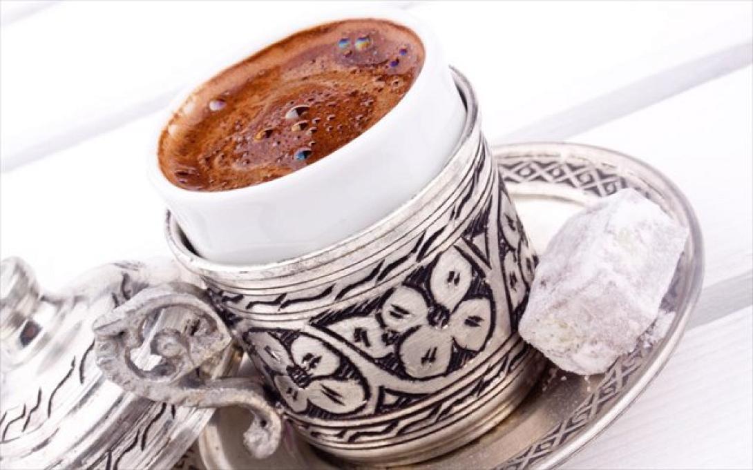 "Είμαι υποψήφιος, να κεράσω έναν καφέ;"