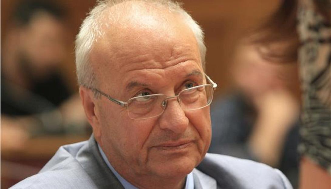 Γρηγοράκος: Δεν μπορούμε να υποχωρήσουμε στη διαπραγμάτευση με τρόικα