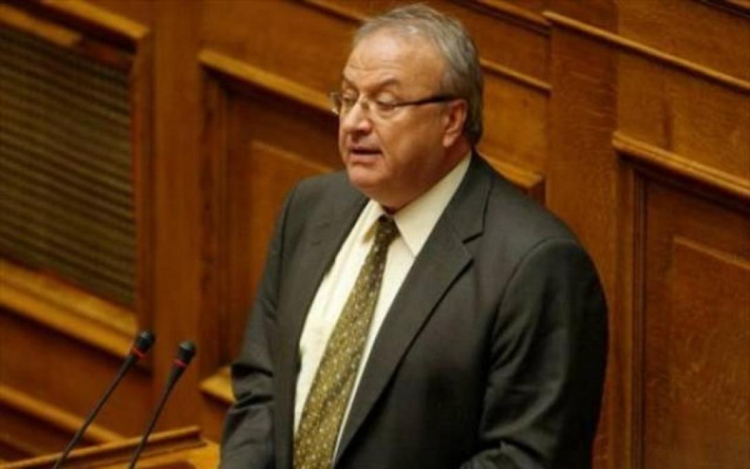 "Κλείστε το κινητό σας κύριε υπουργέ" 