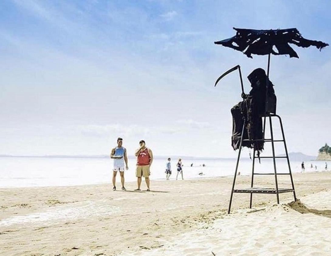 χάρος παραλίες κορωνοϊός