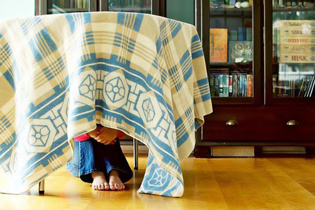 Παίζουμε Κρυφτό;