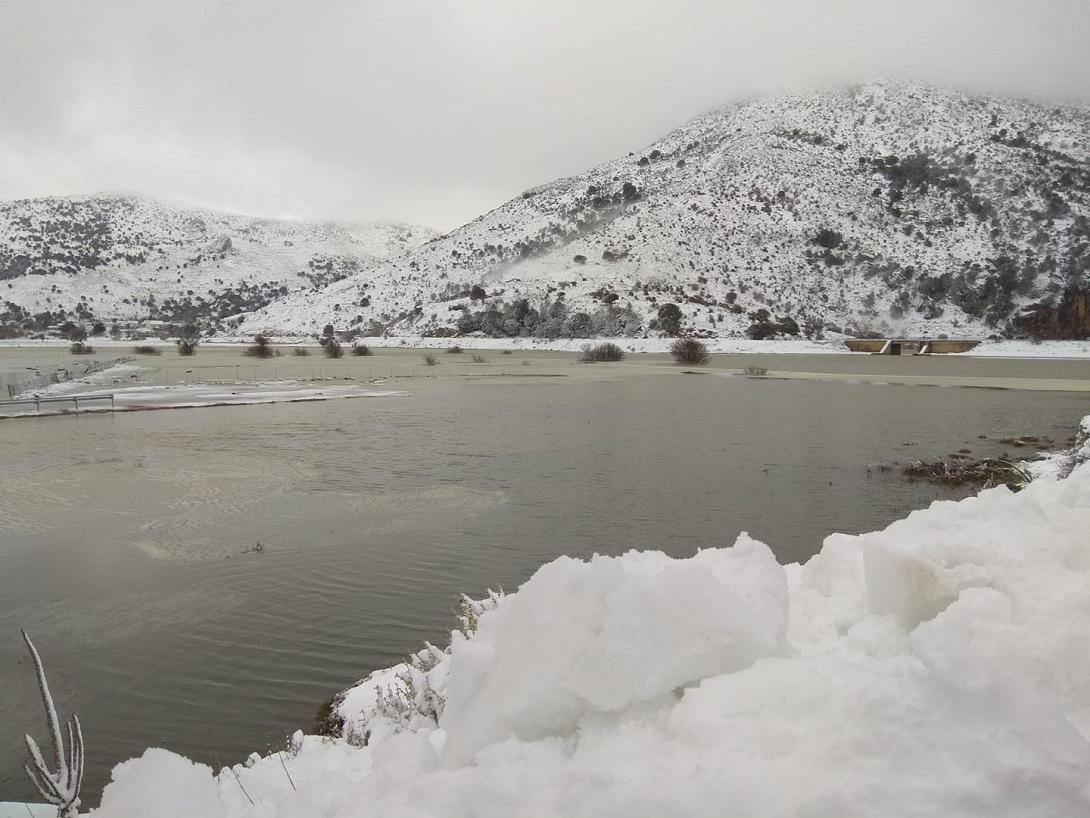 χώνος οροπέδιο