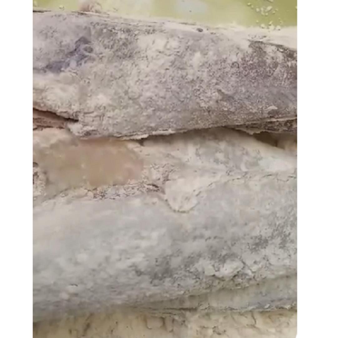 μπακαλιαράκια σκουλήκια