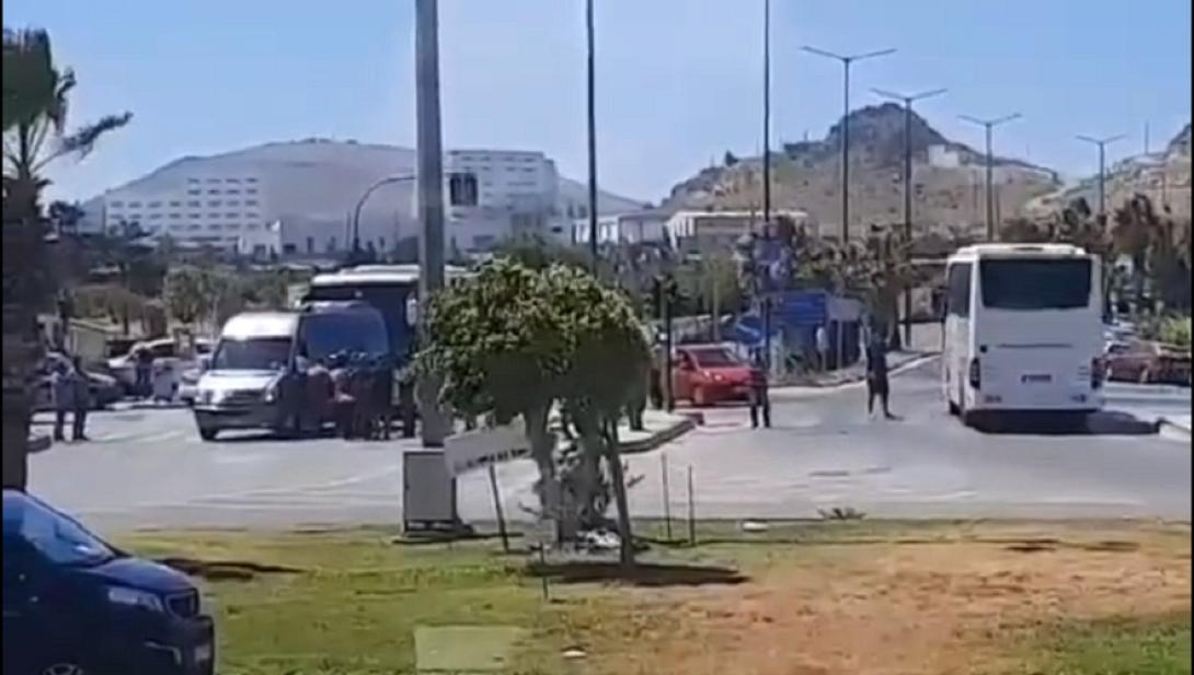 προπηλακισμός τουριστικό λεωφορείο