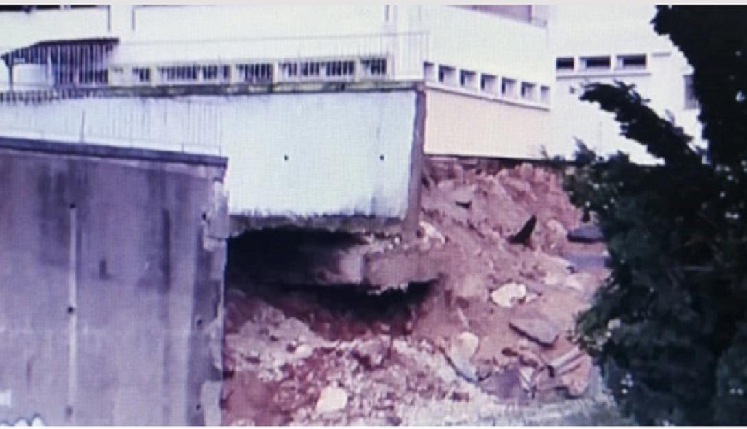 Αποκόλληση τοίχου στο σχολείο