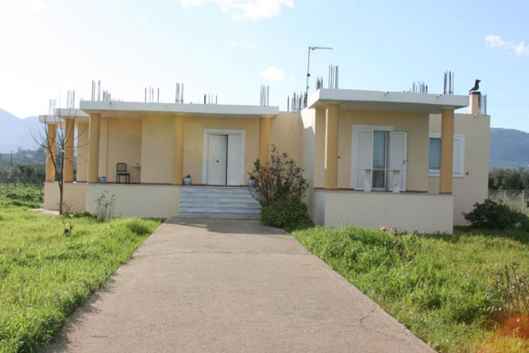 Μόνο 11.500 κατοικίες χτίστηκαν το 2013