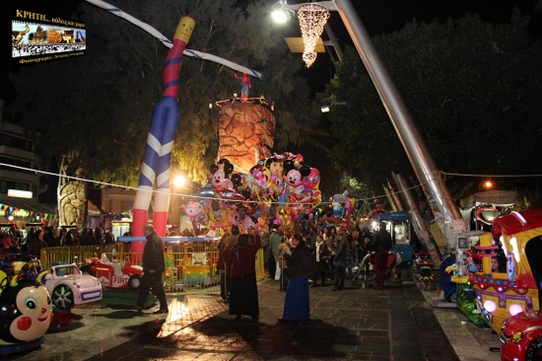 Χριστούγεννα στην Πλατεία Ελευθερίας - Και οι μεγάλοι έγιναν παιδιά!