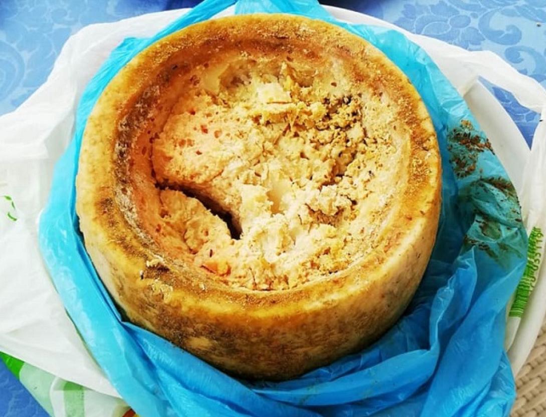 τυρί Casu Marzu