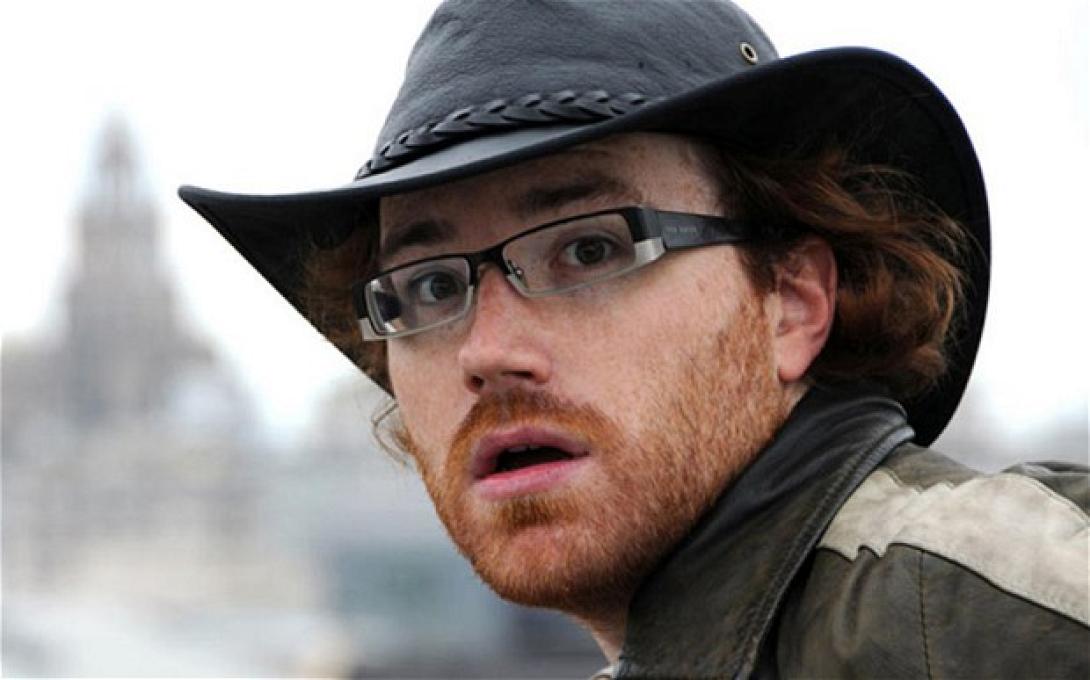 1.426 μέρες ταξιδιού μέσα σε ένα βίντεο διάρκειας 4' !