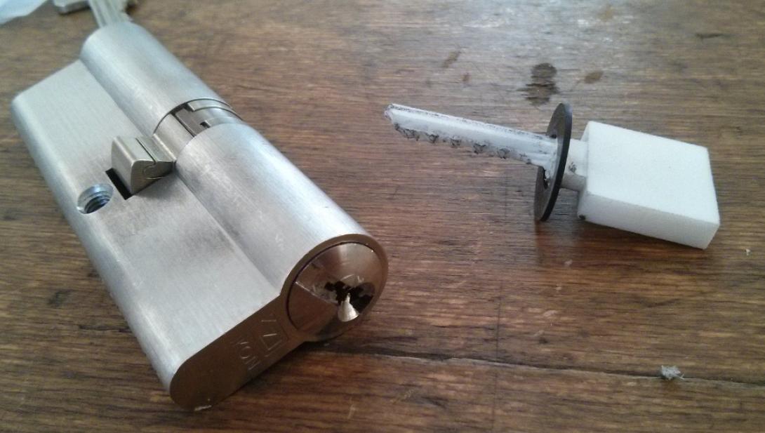 Το πρώτο 3D "τυπωμένο" κλειδί που μπορεί να ανοίξει τις περισσότερες κλειδαριές