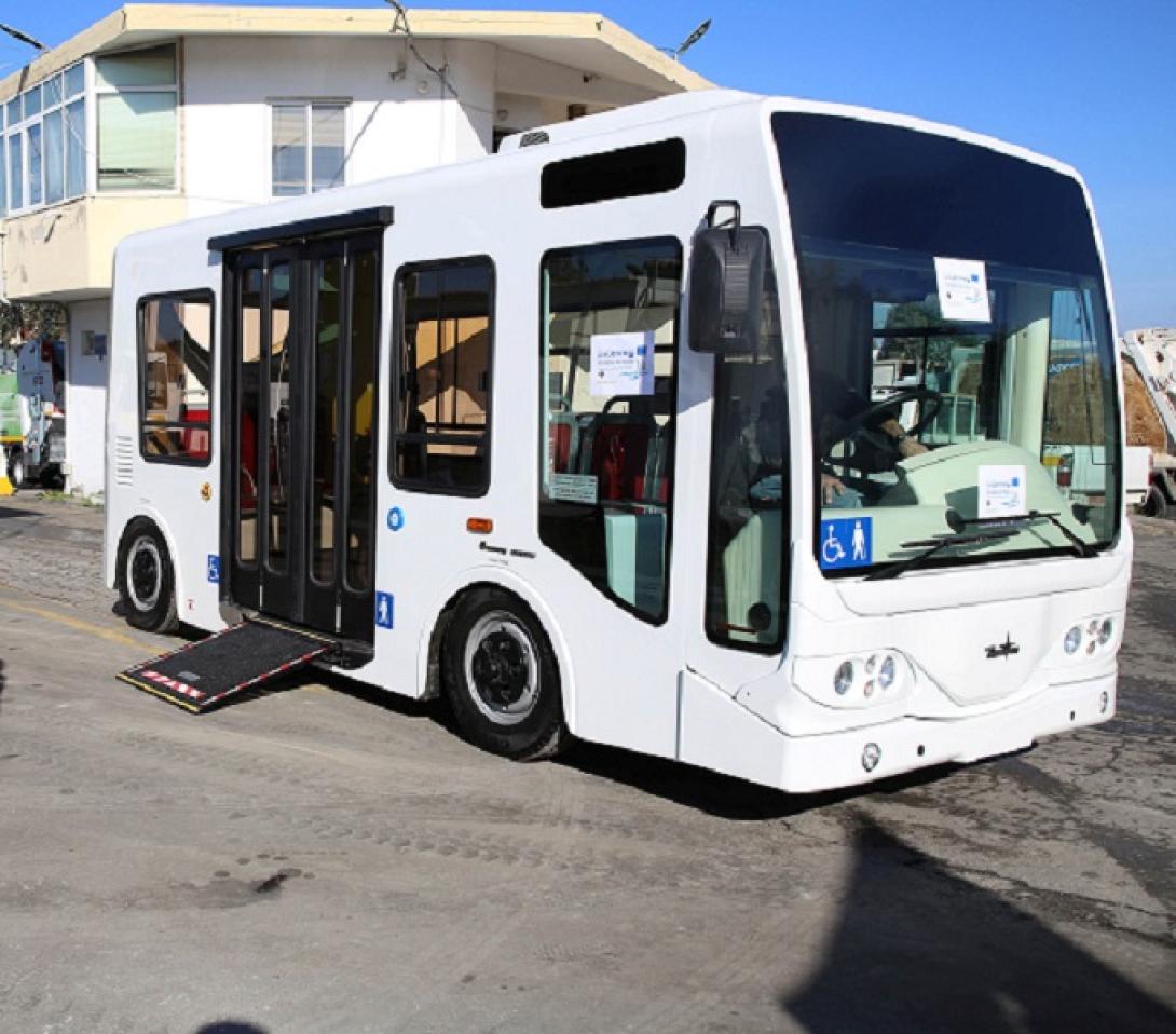 mini bus ηράκλειο
