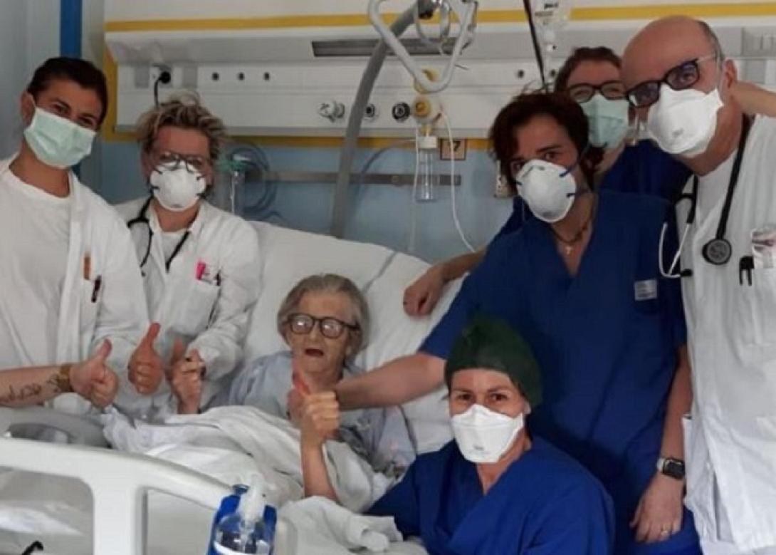 Ιταλία κορωνοϊος ηλικιωμένη