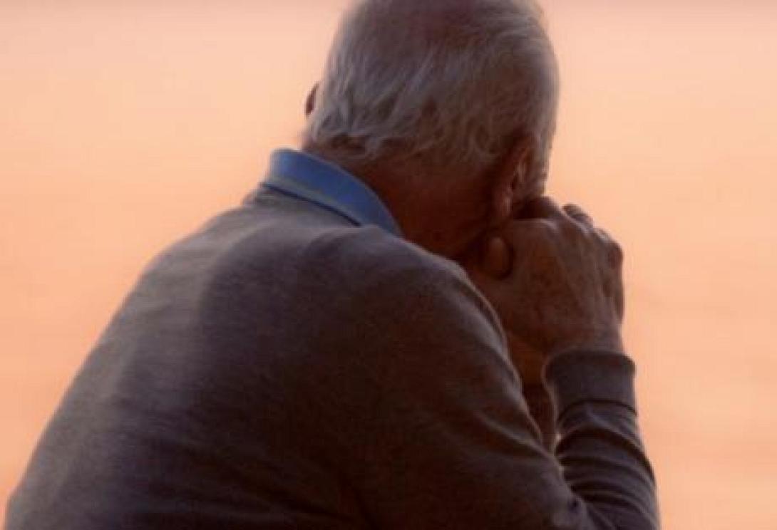 Θεσσαλονίκη: Με πιστόλι, τσεκούρι και γκλοπ εισέβαλαν στο σπίτι ηλικιωμένου