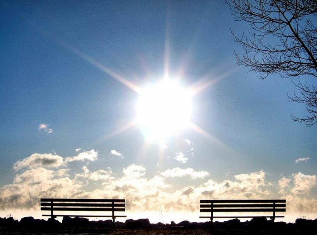 ήλιος με δόντια