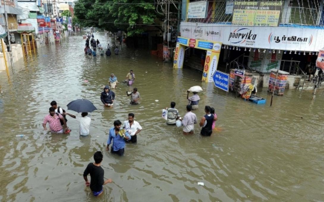 ινδια πλημμυρες