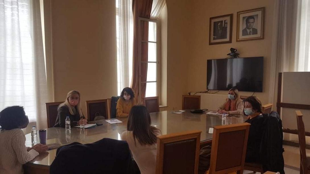 Λότζια αδέσποτα