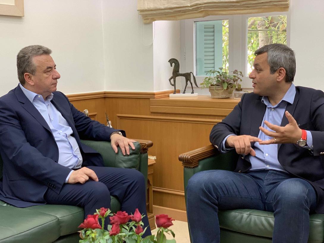 μαμουλακης αρναουτακης.jpg