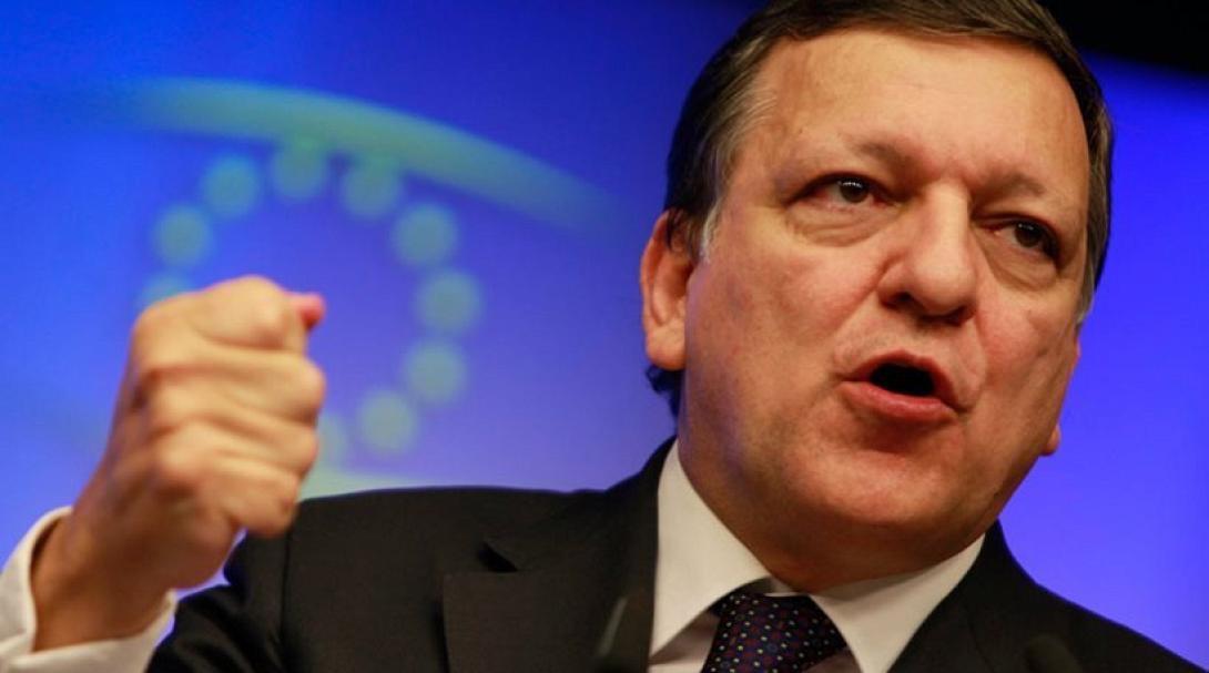 Μπαρόζο: "Τα πολιτικά παιχνίδια των Ελλήνων διακύβευσαν την αξιοπιστία τους"