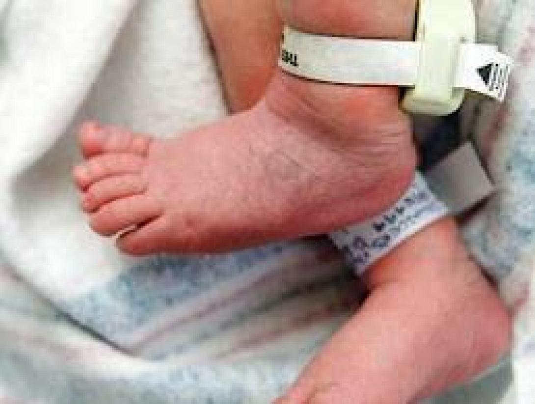 Διασωληνωμένο στο ΠΑΓΝΗ , το βρέφος από τη Ρόδο 